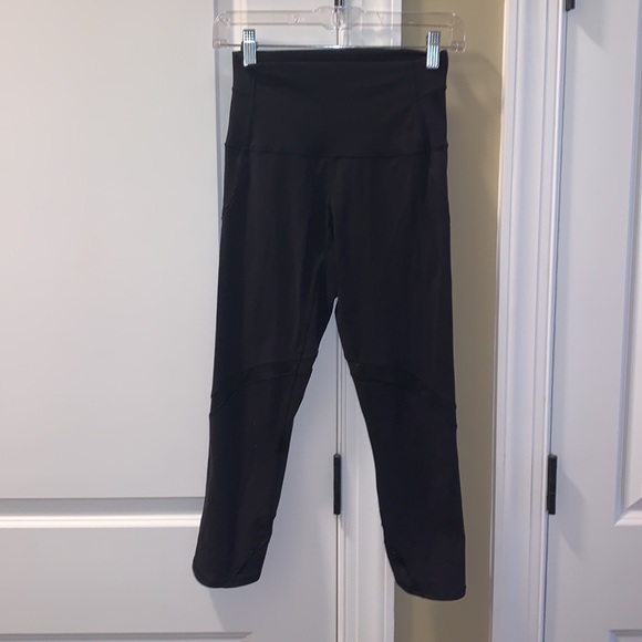 LuLulemon 21” leggings Black size 4 - Picture 2 of 5